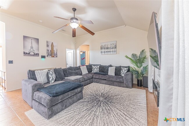 Building Photo - 4011 Salt Fork Dr