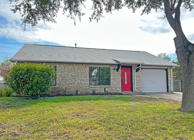 Primary Photo - Warm and Inviting Home in Meadowview