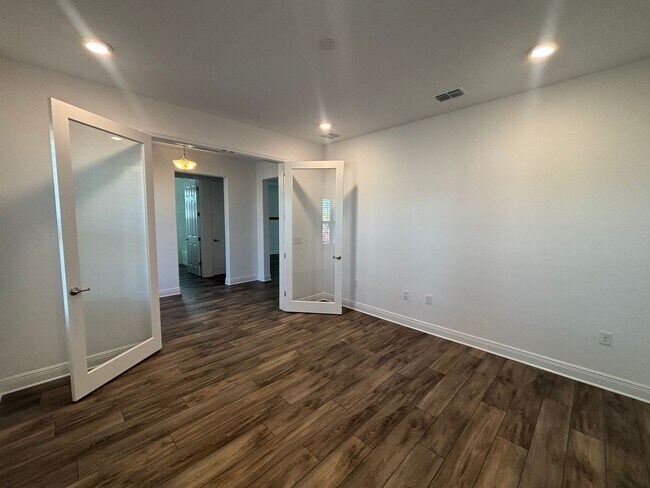 Building Photo - The best of the best in On Top of The World