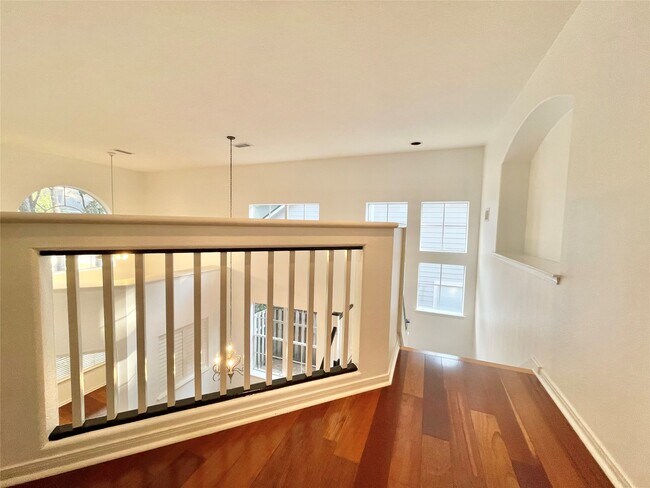 Building Photo - 11 Dalea Pl