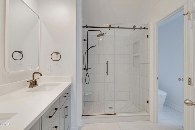 Building Photo - 5900 Eaglesfield Dr