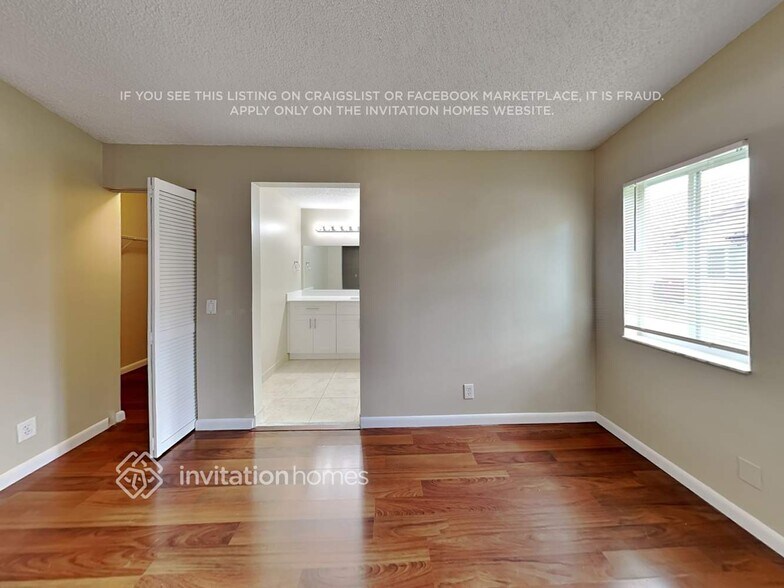 Building Photo - 1586 Mira Vista Cir