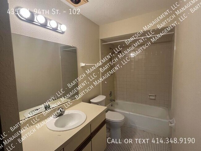 Building Photo - 4352 N 94th St