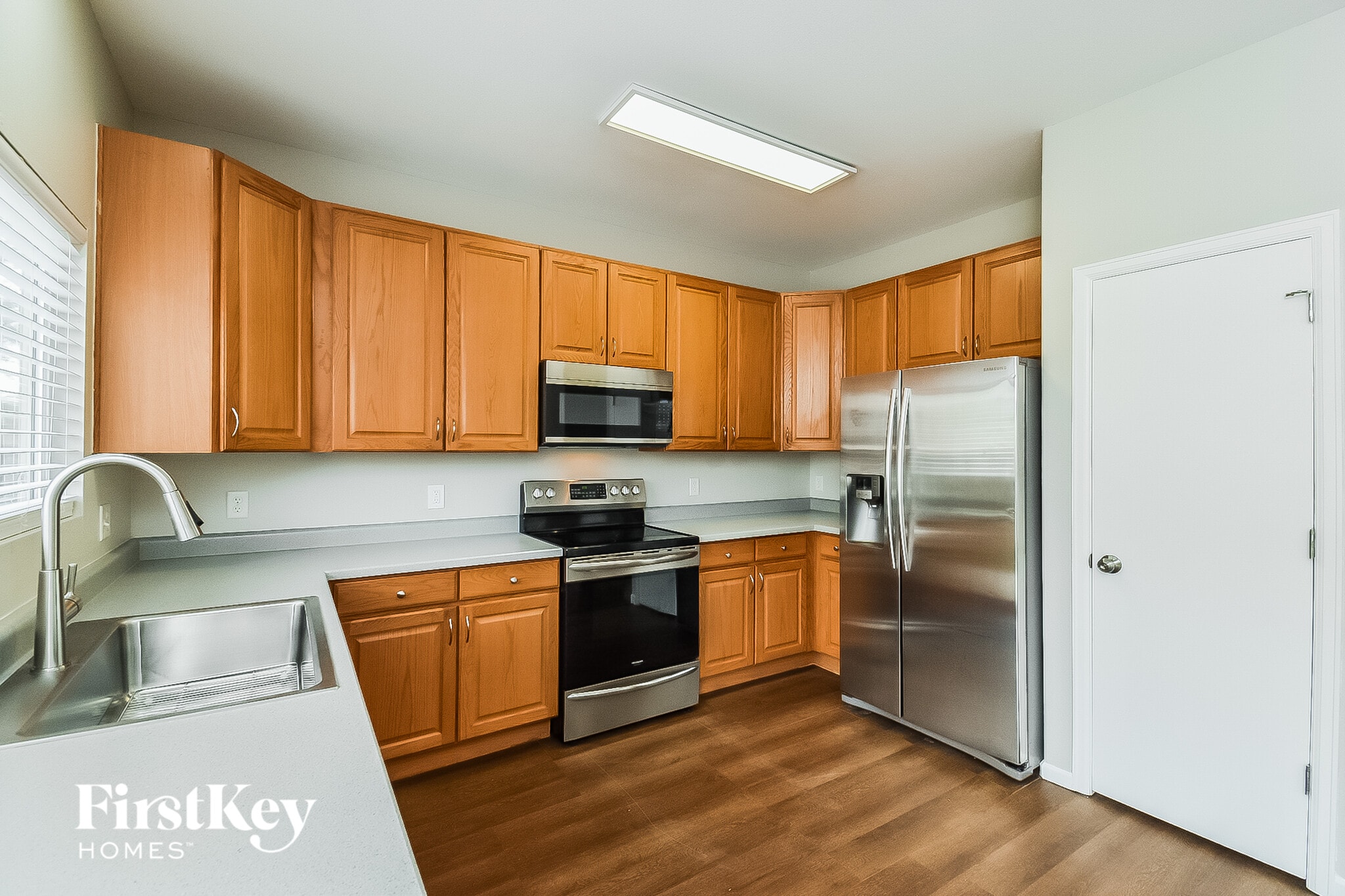 Building Photo - 9370 Pony Gulch Way