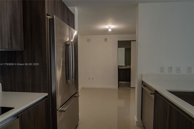 Building Photo - 488 NE 18th St