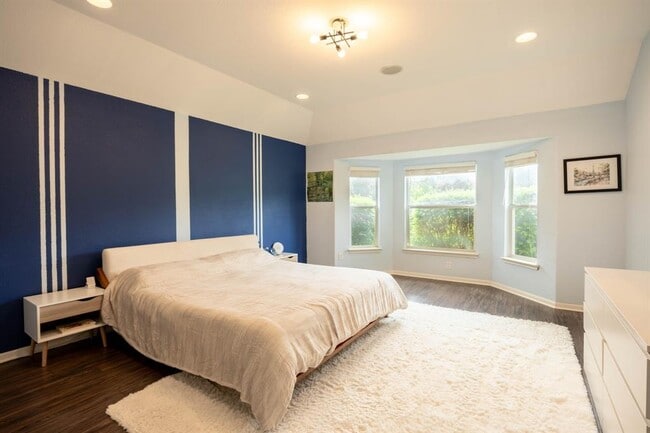 Building Photo - 1301 Rimstone Dr