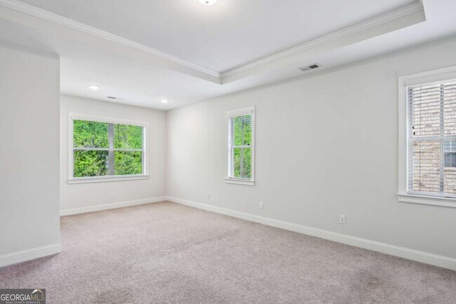 Building Photo - 687 Avondale Creek Dr.