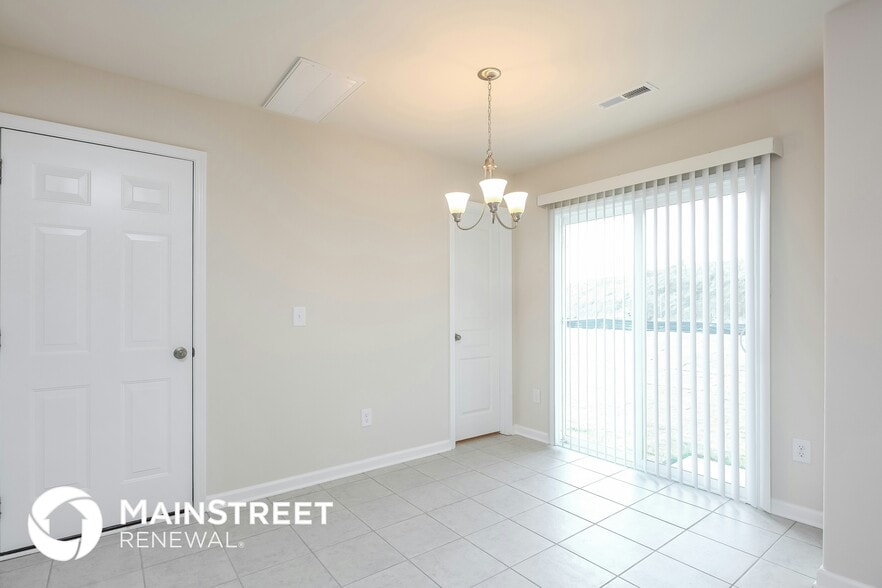 Building Photo - 110 Calhoun Pl