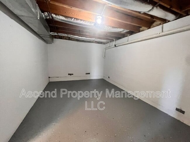 Building Photo - 10142 Baker Boy Dr