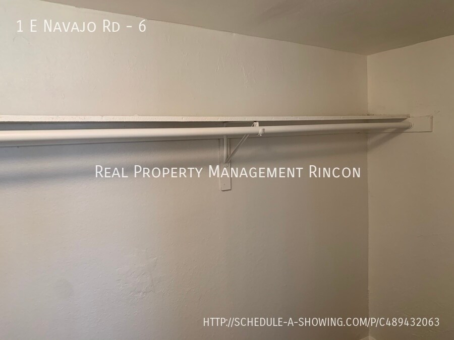 Building Photo - 1 E Navajo Rd