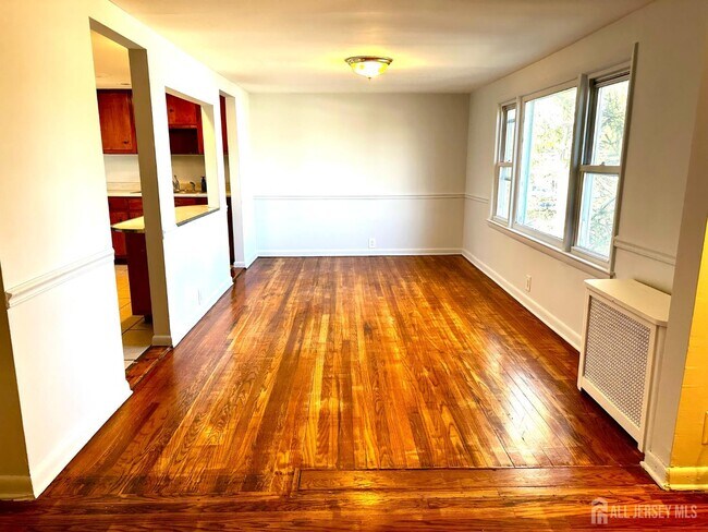 Building Photo - 428 New Market Rd