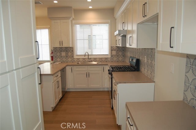 Building Photo - 425 W Duarte Rd