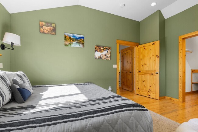 Building Photo - Luxury A-Frame Cabin in Columbia Falls — Near Glacier National Park