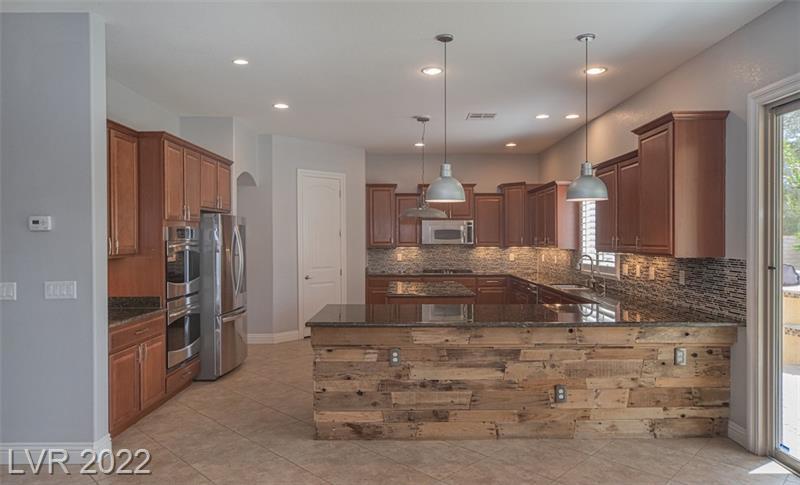 Building Photo - 4935 Moncada Way