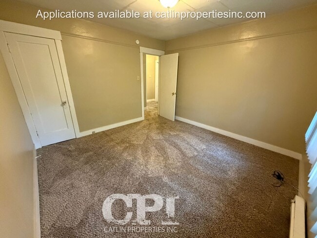 Building Photo - 466 25th Ave