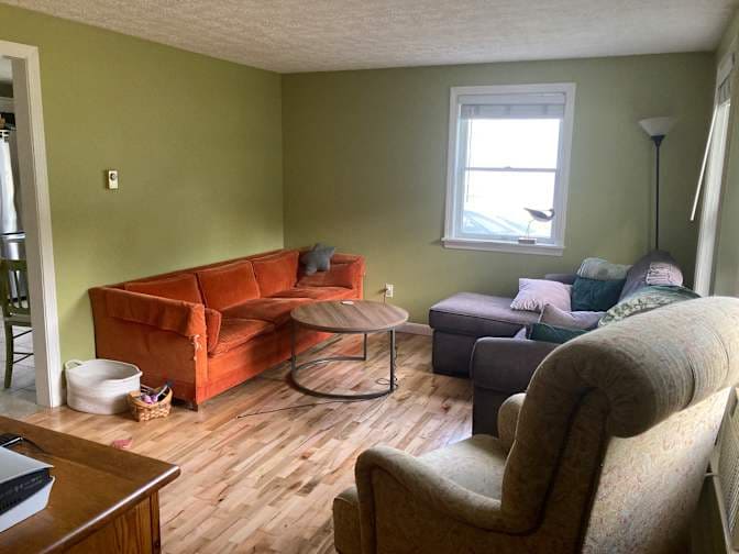 Building Photo - 11 Ivanhoe Dr