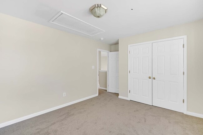 Building Photo - 825 Tahoe Trail