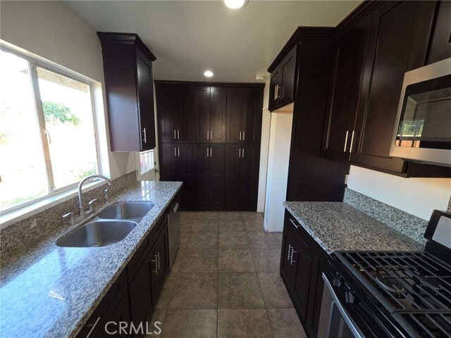 Building Photo - 8232 Malven Ave