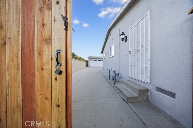 Building Photo - 4020 N Woodgrove Ave