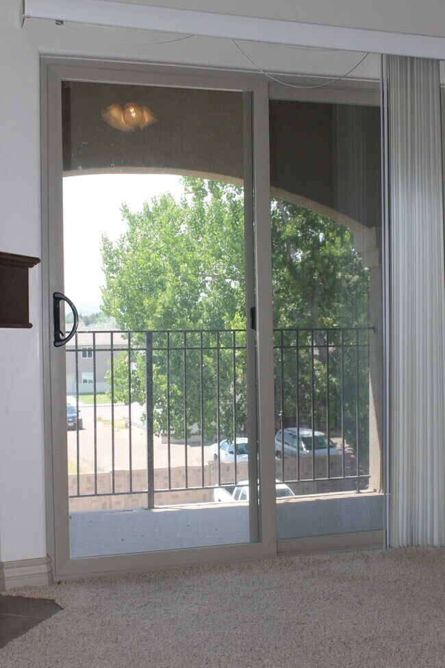 Building Photo - 825 S 90 E