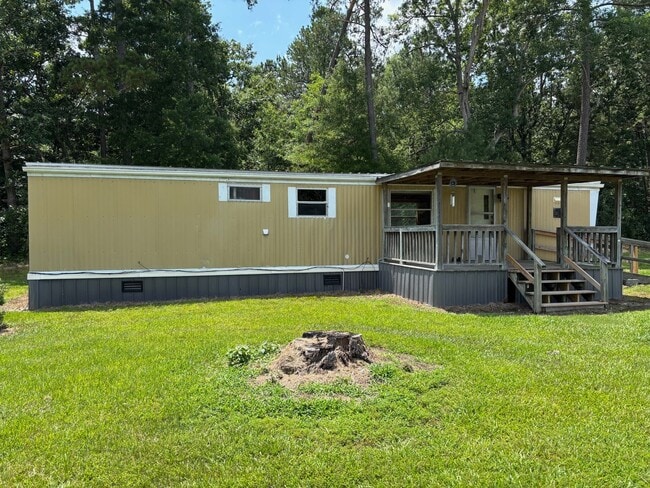 Building Photo - 2 BDRM 1 BA SINGLEWIDE MOBILE HOME IN PARK...