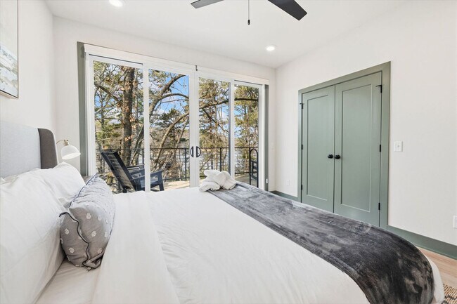 Building Photo - 8691 Rambo North Rd