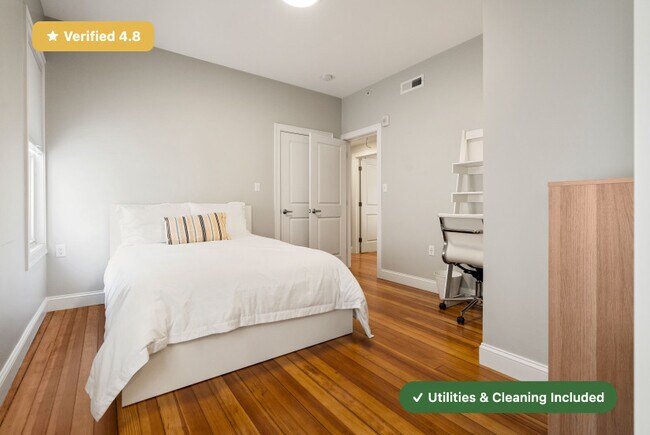 Building Photo - Furnished Bedroom with Private Bath in East Boston