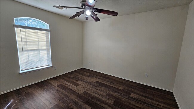 Building Photo - 1806 Vernal Glen Cir