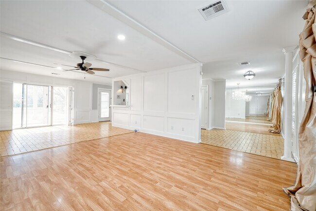 Building Photo - 3114 Cypress Point Dr