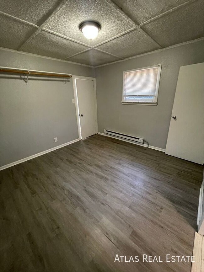 Building Photo - 616 N Weber St