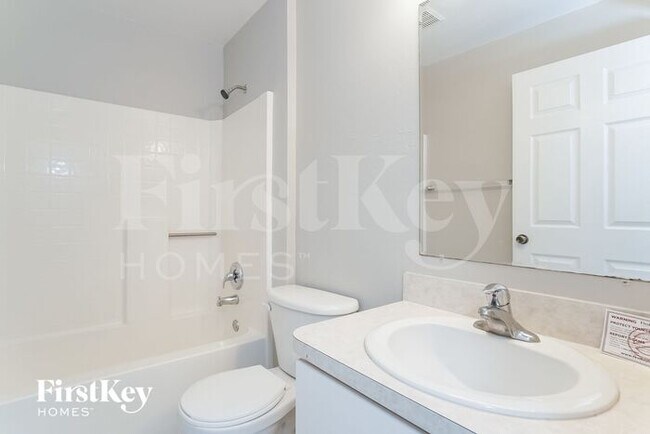 Building Photo - 2511 52nd St SW