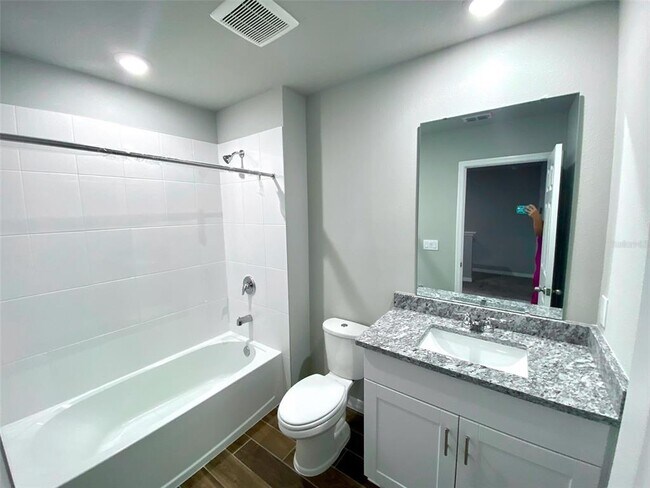 Building Photo - 737 Legacy Dr