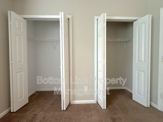 Building Photo - 4249 Orange Tree Ct