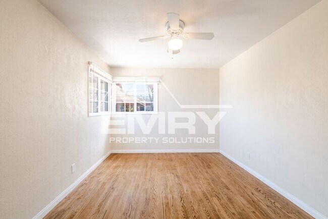 Building Photo - New 3 bed 1 bath house in Los Angeles CA 90063