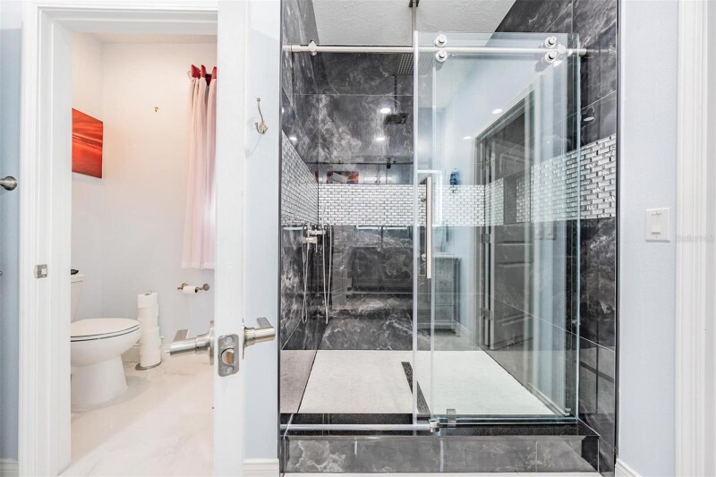 Building Photo - 10381 Tupper Cay Dr