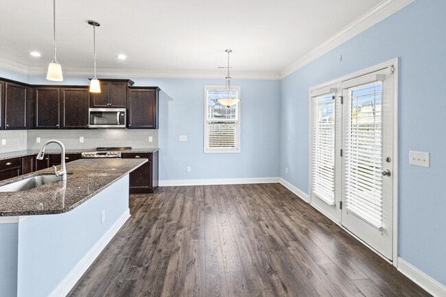 Building Photo - 5214 Whirlaway Ln