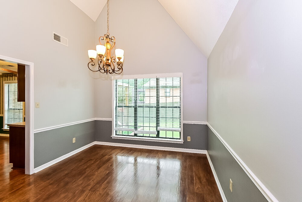 Building Photo - 6744 Blue Spruce Dr