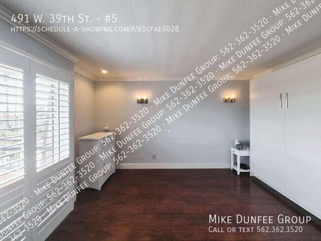 Building Photo - 491 W 39th St