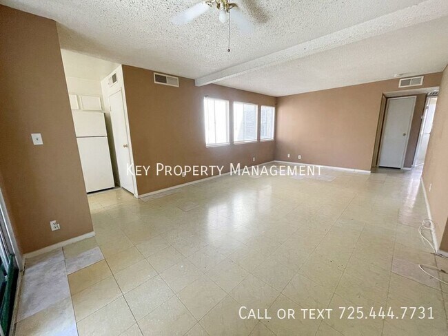 Building Photo - 5340 Retablo Ave