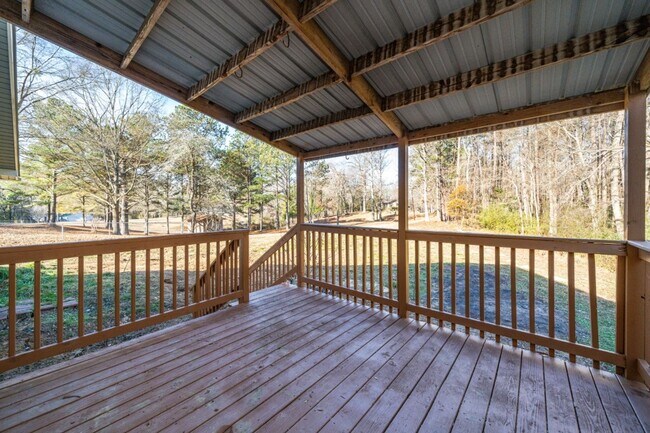 Building Photo - 1624 Fairview Dr