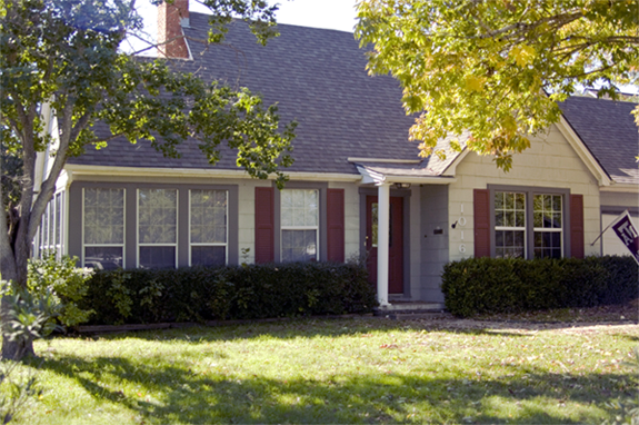 Primary Photo - 1016 Puryear Dr