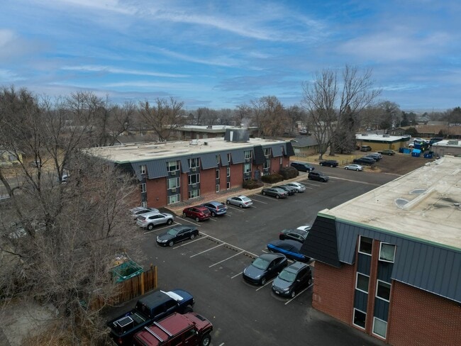 Building Photo - Robertson1001 (KC-DT)