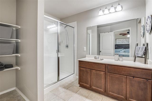 Building Photo - 509 Plum Dr