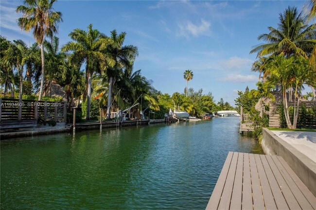 Building Photo - 1661 Daytonia Rd