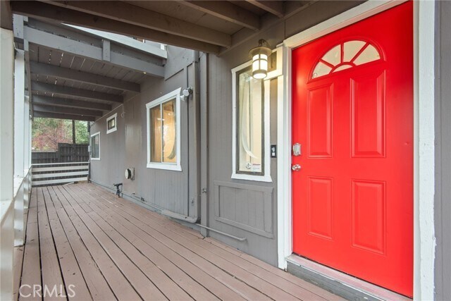 Building Photo - 55305 S Circle Dr