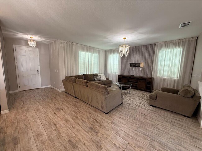 Building Photo - 11153 Green Citron Aly