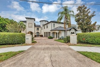 Building Photo - 2616 N Westmoreland Dr