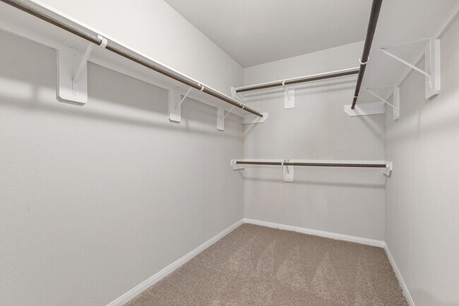 Building Photo - 2519 Moapa Dr