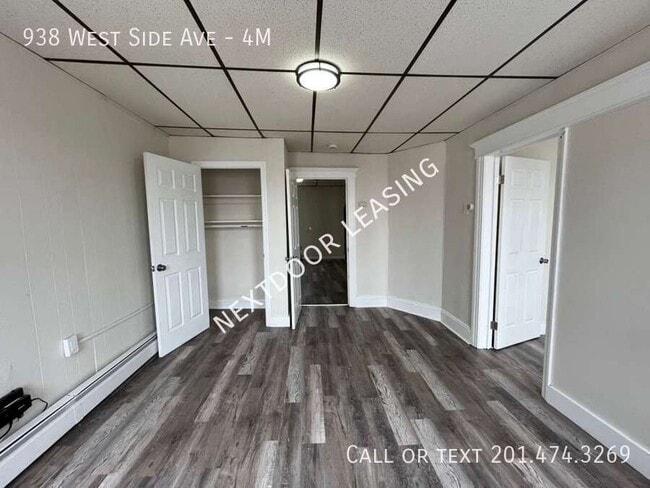 Building Photo - 938 West Side Ave
