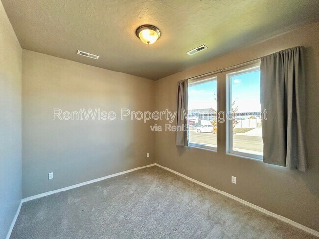 Building Photo - 1309 Jupiter Ave
